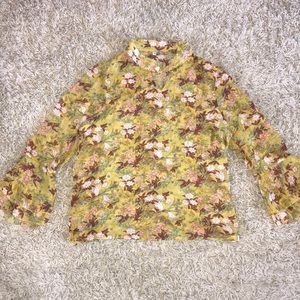 Boutique Vintage-Look Top